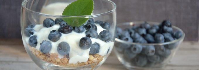 yogurt with blueberries