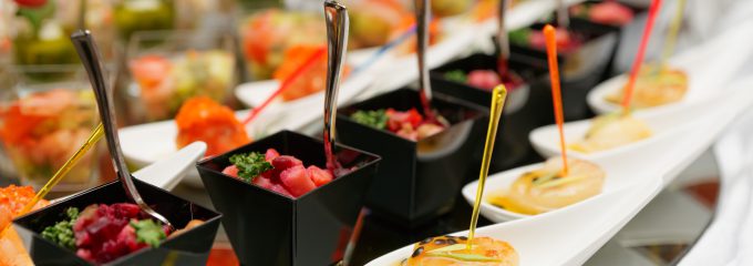 5 things to know when picking a restaurant to cater your party